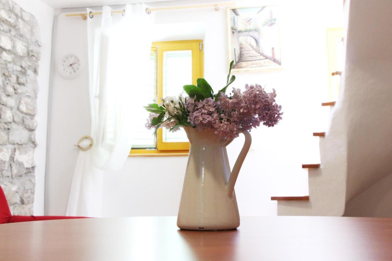 Apartment Alex ไพราน ภายนอก รูปภาพ