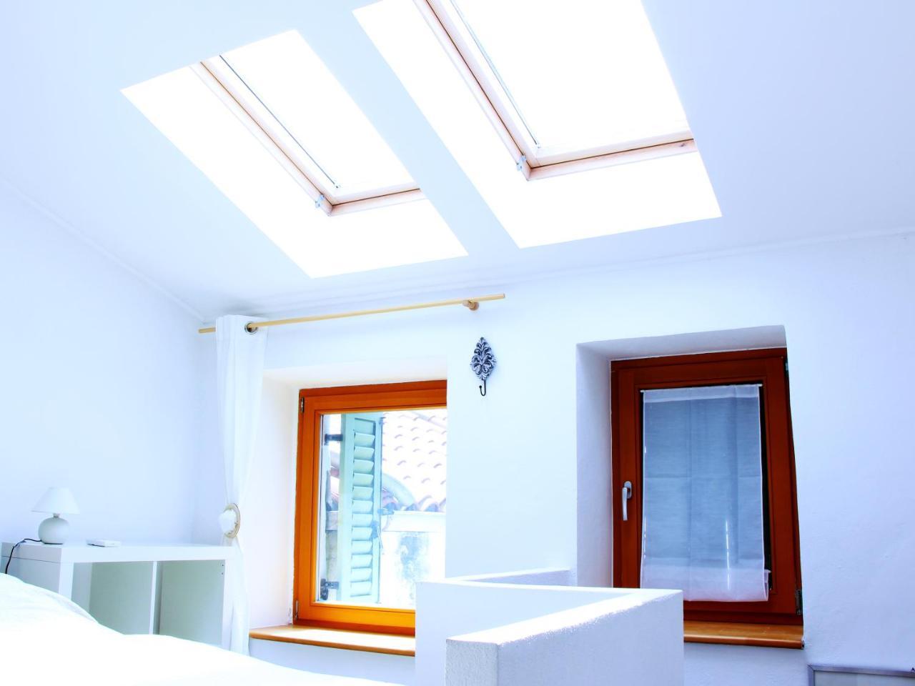 Apartment Alex ไพราน ภายนอก รูปภาพ